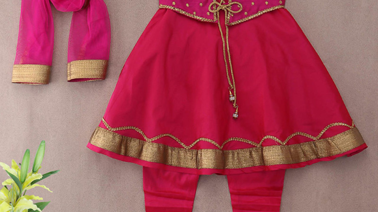 Dress up like Alia, Sonakshi this Raksha Bandhan! - Rediff.com
